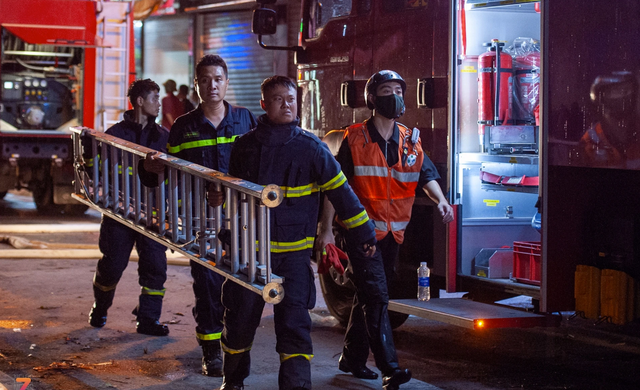 Cận cảnh hiện trường vụ cháy nhà trên phố Định Công Hạ khiến 4 người thiệt mạng- Ảnh 7.