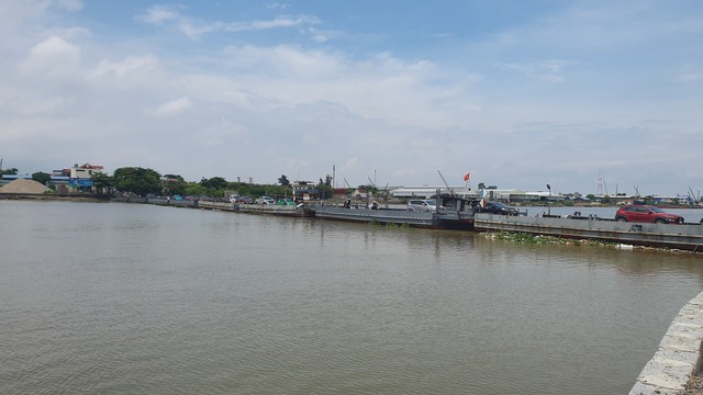 Cầu phao Ninh Cường vượt sông Ninh Cơ ở Nam Định sẽ bị 'khai tử' sau khi dự án này hoàn thành - Ảnh 1.