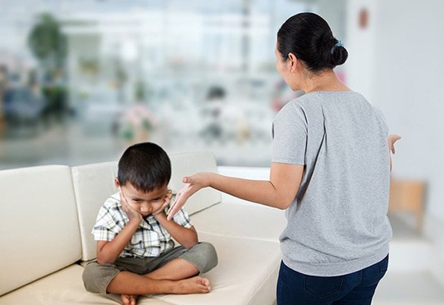 8 hành vi chưa chuẩn của cha mẹ trong dạy bảo con cái sẽ khiến trẻ càng bướng bỉnh, cục tính- Ảnh 2.