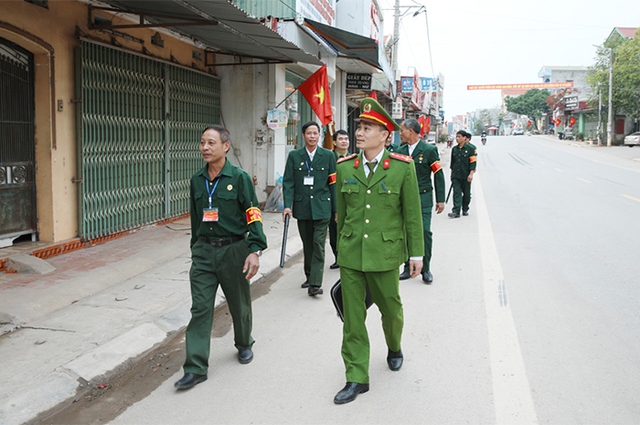 Quảng Nam: Mức phụ cấp hằng tháng mà thành viên Tổ bảo vệ an ninh, trật tự cơ sở có thể nhận được- Ảnh 2.