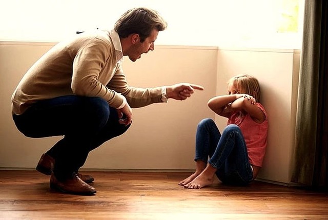 8 cách dạy con cha mẹ tưởng tốt nhưng lại vô cùng độc hại khiến trẻ mất tự tin, tổn thương lòng tự trọng- Ảnh 3.