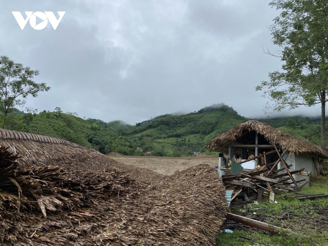 Hiện trường lũ quét kinh hoàng nhấn chìm cả thôn ở Lào Cai