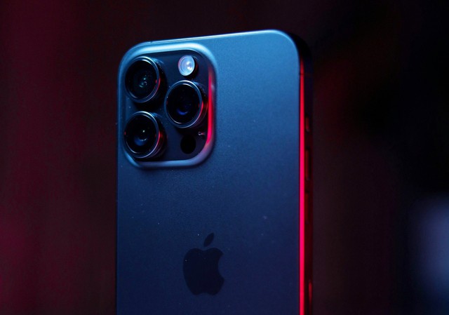 Giá iPhone 16 Pro, 16 Pro Max mới nhất giảm mạnh, rẻ chưa từng có, dân tình chọn mua thay vì iPhone 17 - Ảnh 2.