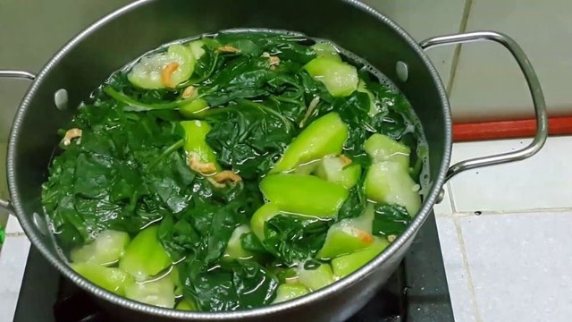 Bất ngờ 5 nhóm người này được khuyến cáo không nên ăn rau mồng tơi - Ảnh 2. Bất ngờ 5 nhóm người này được khuyến cáo không nên ăn rau mồng tơi - Ảnh 2.