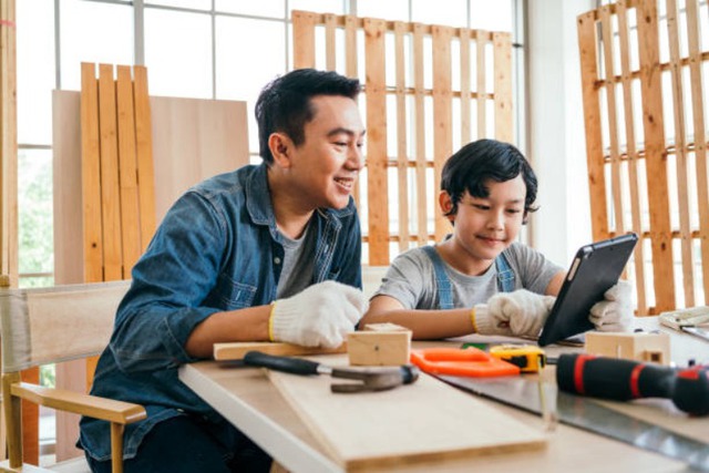 Muốn thành công: Hãy để con trải qua 2 thái cực 'tốt' và 'khổ', kết quả ngoài tưởng tượng - Ảnh 2. Muốn thành công: Hãy để con trải qua 2 thái cực 'tốt' và 'khổ', kết quả ngoài tưởng tượng - Ảnh 2.