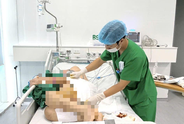 Cụ ông rơi vào nguy kịch chỉ từ vài nốt mụn nhọt ở vùng mông  - Ảnh 1.