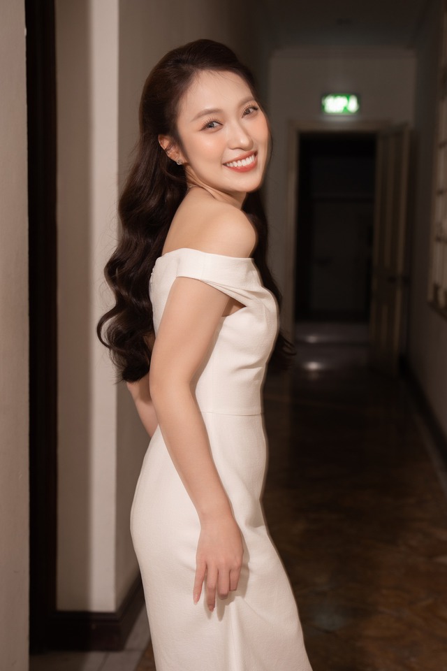 khanh-vy-10-17603249152071538682300.jpg
