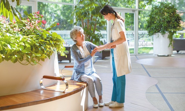 Chi 74 triệu/tháng sống ở viện dưỡng lão cao cấp, vợ chồng U80 'bỏ trốn' sau 3 tháng - Ảnh 1.