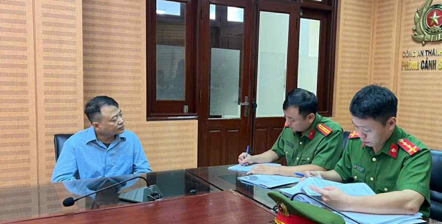 Mối quan hệ giữa Phương Oanh và Shark Bình hiện ra sao? - Ảnh 1. Mối quan hệ giữa Phương Oanh và Shark Bình hiện ra sao? - Ảnh 1.