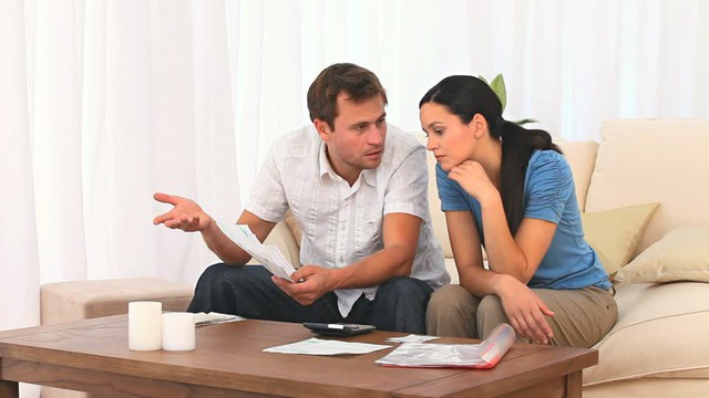 893602512-invoice-recession-depression-mental-state-calculator-15582542834091242970354-1760758315750-1760758316171644682463.jpg