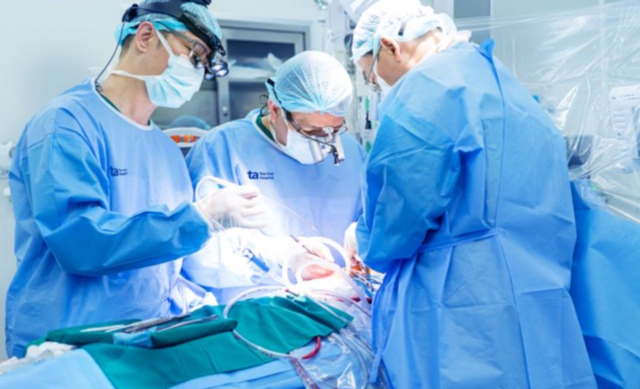 Ung thư tim hiếm gặp: Người đàn ông phát hiện bệnh ở tuổi 42, trong lần khám sức khỏe tổng quát - Ảnh 1.