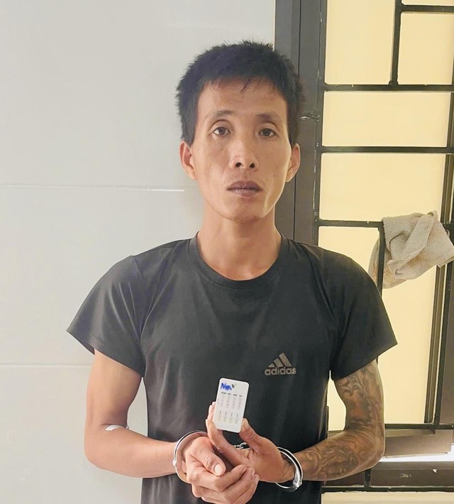 Phẫn nộ lời khai của gã cha dượng bạo hành dã man bé gái lớp 5 ở Hà Tĩnh - Ảnh 1. Phẫn nộ lời khai của gã cha dượng bạo hành dã man bé gái lớp 5 ở Hà Tĩnh - Ảnh 1.