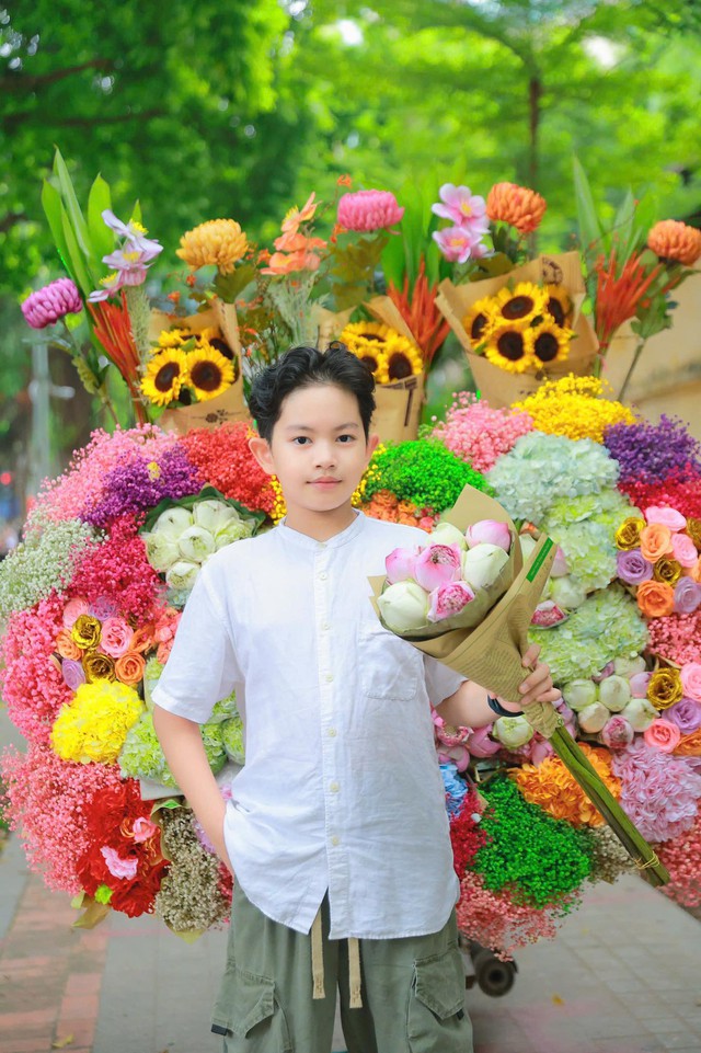 Con trai Khánh Thi trong một giải đấu giành 8 huy chương vàng - Ảnh 2. Con trai Khánh Thi trong một giải đấu giành 8 huy chương vàng - Ảnh 2.