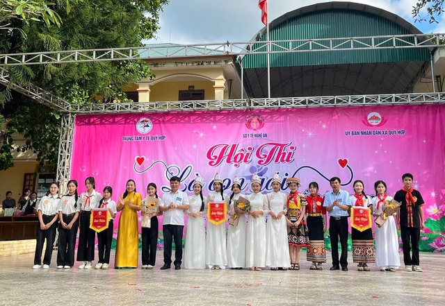 Hội thi ' là con gái để tỏa sáng ' nâng cao nhận thức về dân số và phát triển - Ảnh 4. Hội thi ' là con gái để tỏa sáng ' nâng cao nhận thức về dân số và phát triển - Ảnh 4.
