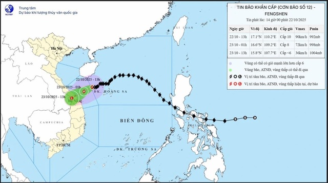Bão số 12 suy yếu , miền Trung mưa lớn kéo dài đến hết tháng 10 - Ảnh 1. Bão số 12 suy yếu , miền Trung mưa lớn kéo dài đến hết tháng 10 - Ảnh 1.