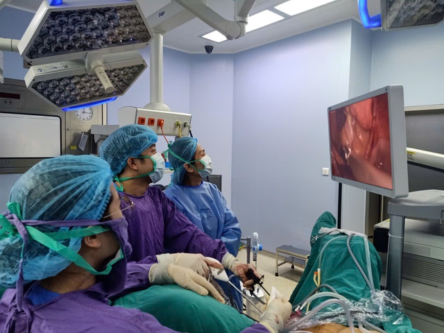 Người phụ nữ 51 tuổi thoát khỏi u buồng trứngụ đường kính 6cm nhờ làm việc này - Ảnh 1. Người phụ nữ 51 tuổi thoát khỏi u buồng trứngụ đường kính 6cm nhờ làm việc này - Ảnh 1.