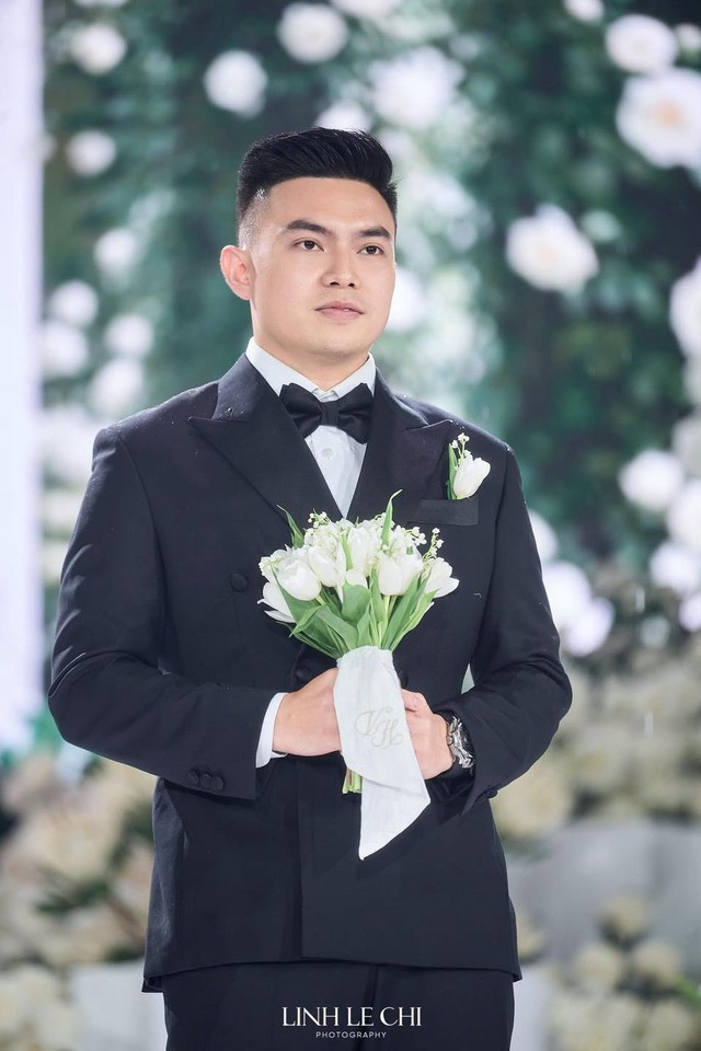 Bí mật phong thủy hoa cưới của Hoa hậu Đỗ Hà và Viết Vương - Ảnh 12. Bí mật phong thủy hoa cưới của Hoa hậu Đỗ Hà và Viết Vương - Ảnh 12.
