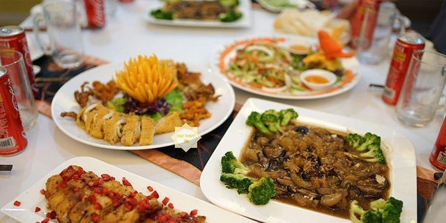 Lễ mừng thọ mẹ làm 80 mâm nhưng làng xóm không ai đến: Bài học cho cô gái lấy chồng giàu từng được cả làng yêu quý - Ảnh 2. Lễ mừng thọ mẹ làm 80 mâm nhưng làng xóm không ai đến: Bài học cho cô gái lấy chồng giàu từng được cả làng yêu quý - Ảnh 2.