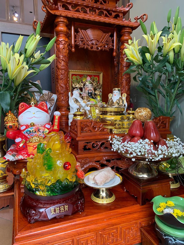 Cách đặt Tỳ Hưu trên bàn thờ ông địa đúng phong thủy, kích hoạt tài lộc - Ảnh 2. Cách đặt Tỳ Hưu trên bàn thờ ông địa đúng phong thủy, kích hoạt tài lộc - Ảnh 2.