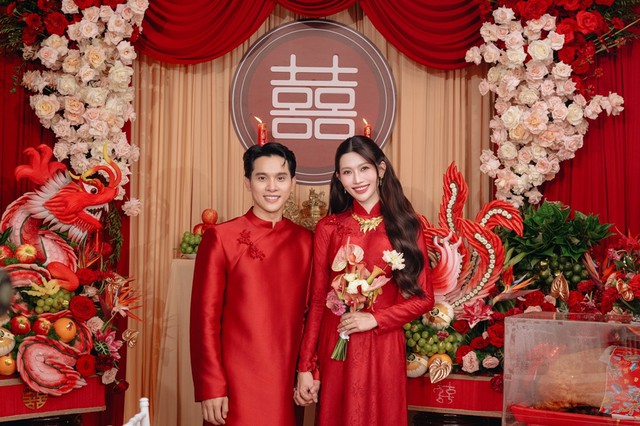 Á hậu Chế Nguyễn Quỳnh Châu rạng rỡ trong lễ vu quy - Ảnh 6. Á hậu Chế Nguyễn Quỳnh Châu rạng rỡ trong lễ vu quy - Ảnh 6.