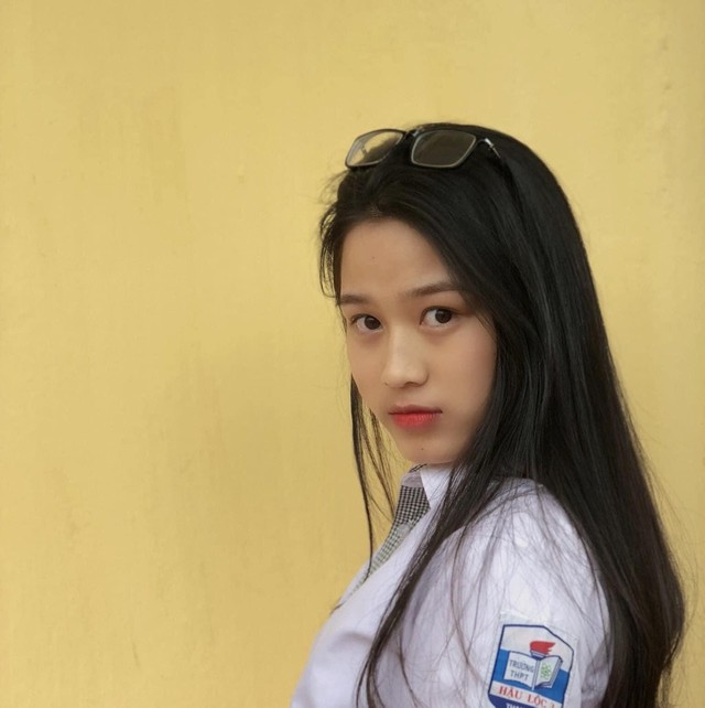 Hoa hậu Đỗ Thị Hà được khen xin từ bé - Ảnh 10. Hoa hậu Đỗ Thị Hà được khen xin từ bé - Ảnh 10.