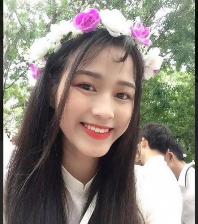 Hoa hậu Đỗ Thị Hà được khen xin từ bé - Ảnh 1. Hoa hậu Đỗ Thị Hà được khen xin từ bé - Ảnh 1.