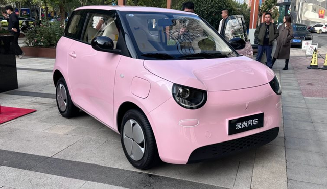 Xe ô tô giá 130 triệu đồng, thiết kế nhỏ xinh, trang bị tiện ích, rẻ hơn hẳn Kia Morning, Hyundai Grand i10, chỉ ngang Honda SH sẽ về Việt Nam? - Ảnh 3. Xe ô tô giá 130 triệu đồng, thiết kế nhỏ xinh, trang bị tiện ích, rẻ hơn hẳn Kia Morning, Hyundai Grand i10, chỉ ngang Honda SH sẽ về Việt Nam? - Ảnh 3.