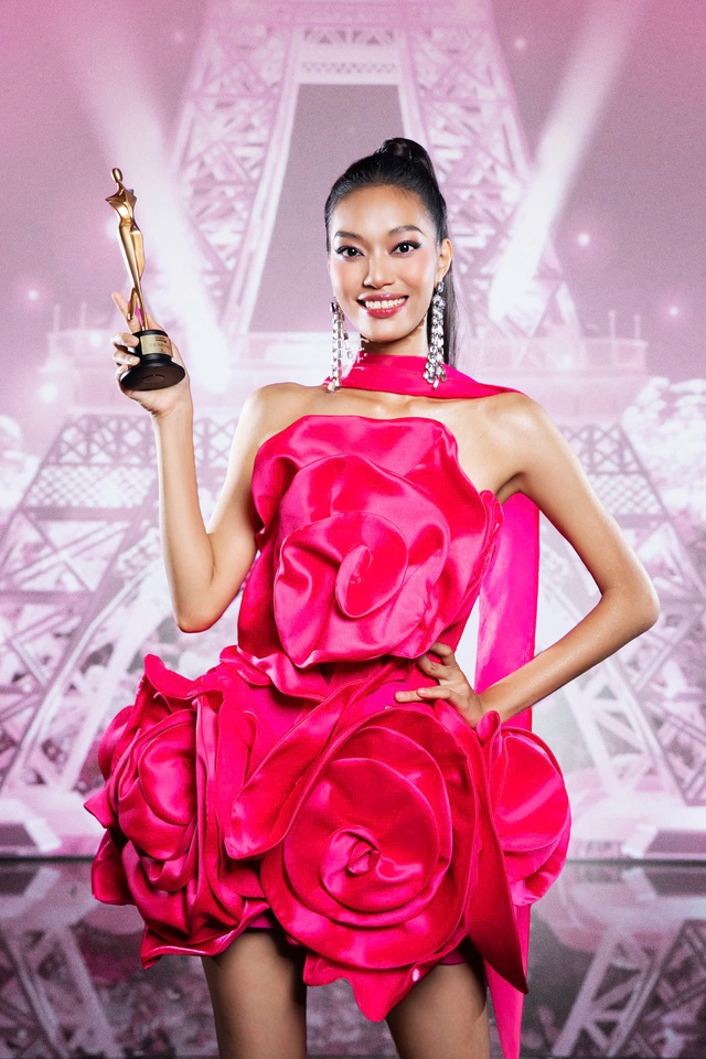 Mai Hoa tự tin thể hiện phong cách thời trang Sau đăng quang Vietnam ’ s Next Top Model 2025 - Ảnh 1. Mai Hoa tự tin thể hiện phong cách thời trang Sau đăng quang Vietnam ’ s Next Top Model 2025 - Ảnh 1.