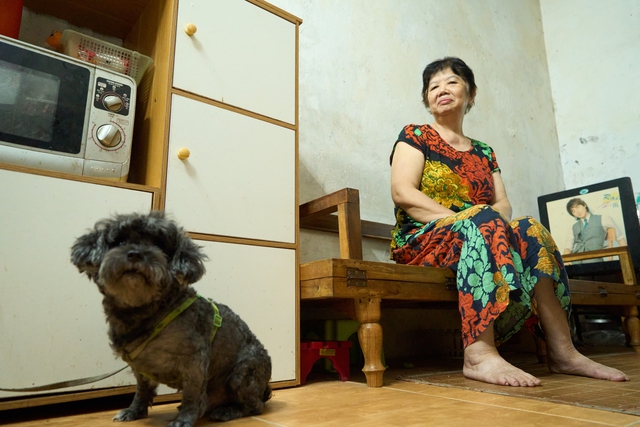 Những căn nhà siêu nhỏ giữa phố cổ Hà Nội – nơi từng mét vuông đều có giá vàng - Ảnh 3. Những căn nhà siêu nhỏ giữa phố cổ Hà Nội – nơi từng mét vuông đều có giá vàng - Ảnh 3.