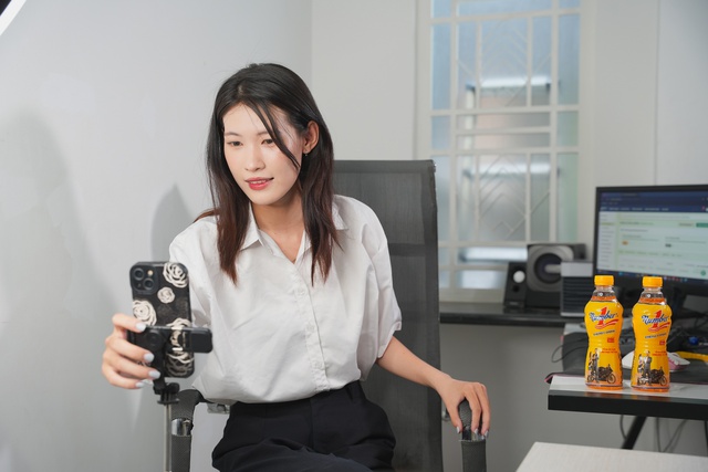 Với Number 1, người trẻ thêm năng lượng để trở thành phiên bản tốt hơn của chính mình - Ảnh 3. Với Number 1, người trẻ thêm năng lượng để trở thành phiên bản tốt hơn của chính mình - Ảnh 3.