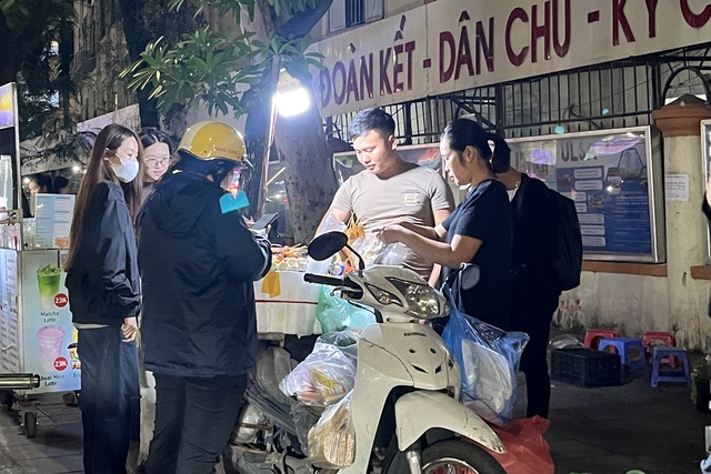 Ẩm thực bẩn: Thực hư biết bẩn nhưng vẫn ăn ở giới trẻ - Ảnh 3.