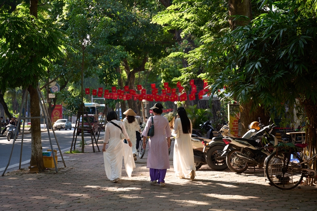 Ngắm phố Phan Đình Phùng trong những ngày cuối thu. - Ảnh 6. Ngắm phố Phan Đình Phùng trong những ngày cuối thu. - Ảnh 6.