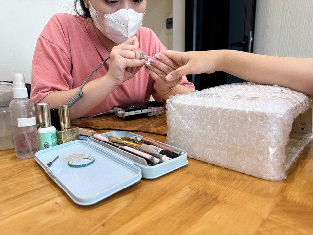 Dịch vụ làm đẹp di động tận nơi: Xu hướng tiện ích đang 'lên ngôi' - Ảnh 6. Dịch vụ làm đẹp di động tận nơi: Xu hướng tiện ích đang 'lên ngôi' - Ảnh 6.