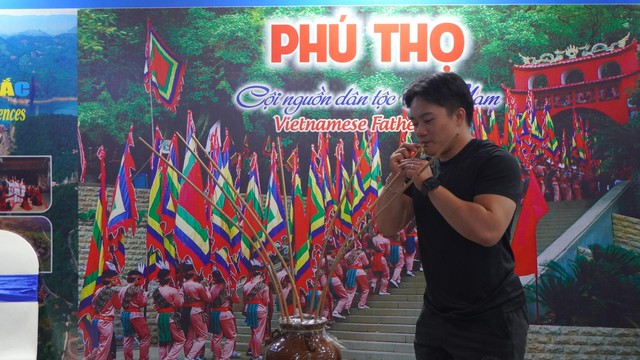 Trải nghiệm văn hóa đa dạng tại Hội chợ mùa thu 2025 ở Hà Nội - Ảnh 10. Trải nghiệm văn hóa đa dạng tại Hội chợ mùa thu 2025 ở Hà Nội - Ảnh 10.