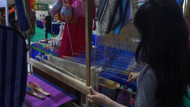 Trải nghiệm văn hóa đa dạng tại Hội chợ mùa thu 2025 ở Hà Nội - Ảnh 11. Trải nghiệm văn hóa đa dạng tại Hội chợ mùa thu 2025 ở Hà Nội - Ảnh 11.