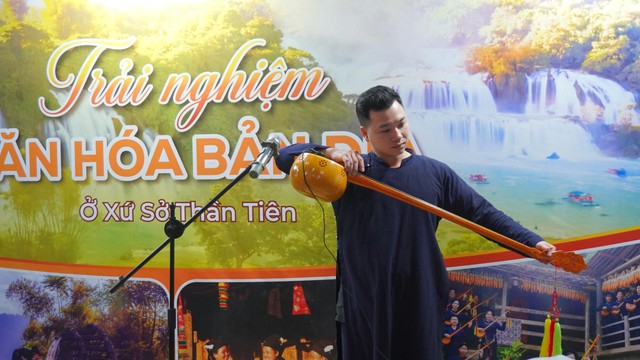 Trải nghiệm văn hóa đa dạng tại Hội chợ mùa thu 2025 ở Hà Nội - Ảnh 9. Trải nghiệm văn hóa đa dạng tại Hội chợ mùa thu 2025 ở Hà Nội - Ảnh 9.