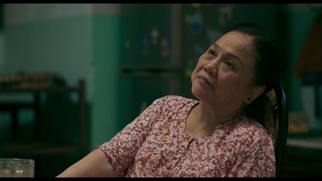 5 năm dành thời gian cho gia đình, nghệ sĩ Ái Như trở lại 'như lên đồng' trong phim mới - Ảnh 3. 5 năm dành thời gian cho gia đình, nghệ sĩ Ái Như trở lại 'như lên đồng' trong phim mới - Ảnh 3.