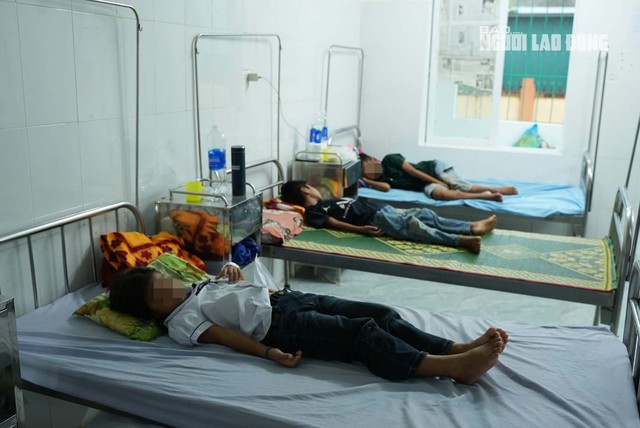 ngo-doc-thuc-pham-17598089446461773808338.jpeg