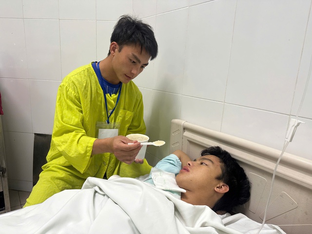 MS 1940: Bị tai nạn nghiêm trọng, chàng trai H’Mông cần tiền chạy chữa, trong khi vợ mang bầu nghẹn lòng cầu cứu - Ảnh 3.