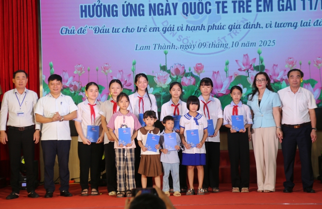 Đầu tư cho trẻ em gái - vun đắp hạnh phúc gia đình và tương lai đất nước - Ảnh 3. Đầu tư cho trẻ em gái - vun đắp hạnh phúc gia đình và tương lai đất nước - Ảnh 3.