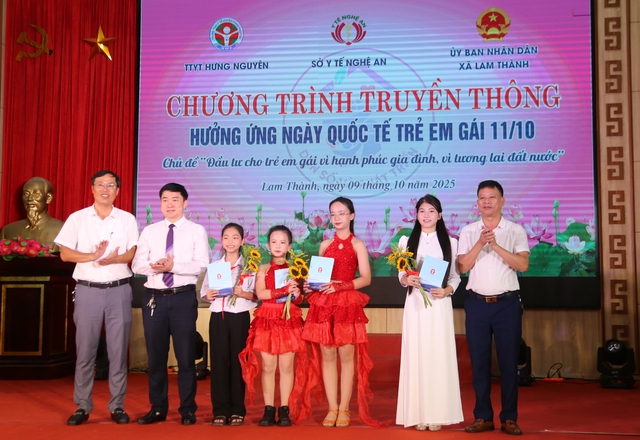 Đầu tư cho trẻ em gái - vun đắp hạnh phúc gia đình và tương lai đất nước - Ảnh 4. Đầu tư cho trẻ em gái - vun đắp hạnh phúc gia đình và tương lai đất nước - Ảnh 4.