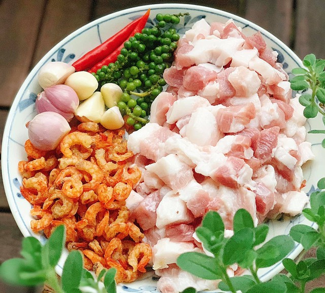 3 Món ngon từ thịt lợn đơn giản , dinh dưỡng cho ngày mưa bão - Ảnh 5. 3 Món ngon từ thịt lợn đơn giản , dinh dưỡng cho ngày mưa bão - Ảnh 5.