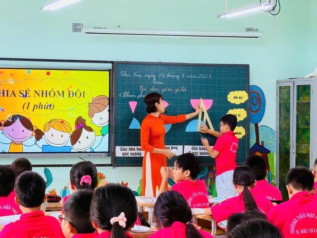 Từ năm học 2024-2025, nhiều gia đình có con đi học nhận tin vui khi được hưởng quyền lợi đặc biệt về giáo dục - Ảnh 2. Từ năm học 2024-2025, nhiều gia đình có con đi học nhận tin vui khi được hưởng quyền lợi đặc biệt về giáo dục - Ảnh 2.