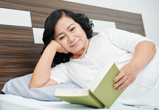 Bạn sẽ già nhanh hơn nếu không làm 5 điều trước khi ngủ - Ảnh 1. Bạn sẽ già nhanh hơn nếu không làm 5 điều trước khi ngủ - Ảnh 1.