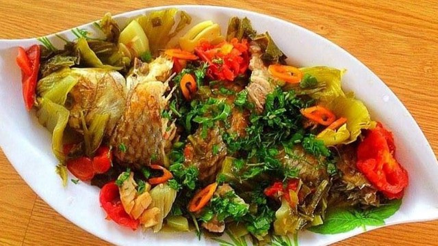 Món nhậu ngày lạnh nồm ẩm “cứ mưa là thèm” - Ảnh 2.