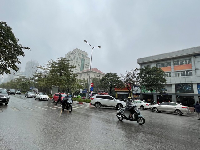 Thời tiết miền Bắc sắp kết thúc nồm ẩm khi gió mùa Đông Bắc lại tràn về? - Ảnh 1. Thời tiết miền Bắc sắp kết thúc nồm ẩm khi gió mùa Đông Bắc lại tràn về? - Ảnh 1.