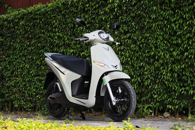 Quãng đường gấp đôi, ưu đãi gấp bội, đi xa bằng xe máy điện là 'chuyện nhỏ' với VinFast Feliz - Ảnh 1.