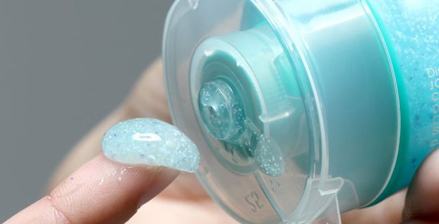 4 vật dụng chứa hạt vi nhựa xuất hiện nhiều trong gia đình người Việt, loại thứ nhất chị em nào cũng ưa thích - Ảnh 2.