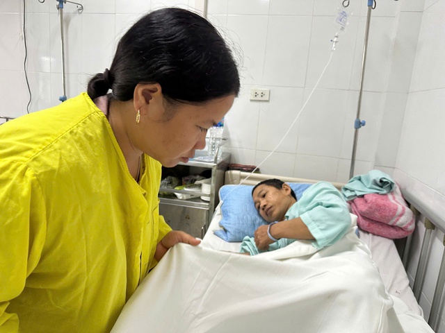 MS 1046: Xót xa hoàn cảnh của người đàn ông dân tộc Thái nằm liệt sau tai nạn cần sự trợ giúp - Ảnh 2.