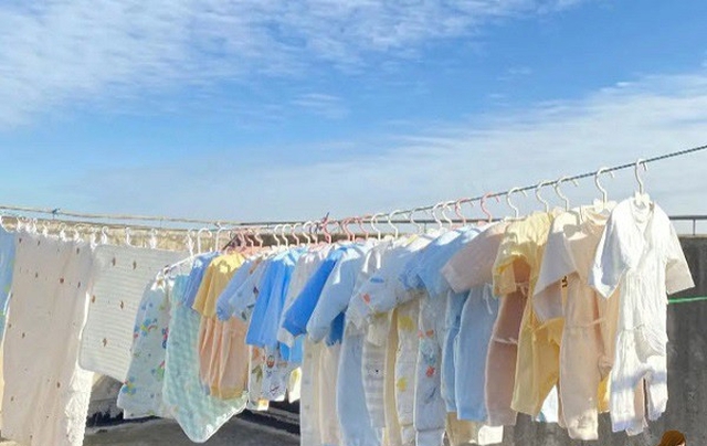 Những kiêng kỵ khi giặt đồ sơ sinh bạn cần biết - Ảnh 2. Những kiêng kỵ khi giặt đồ sơ sinh bạn cần biết - Ảnh 2.